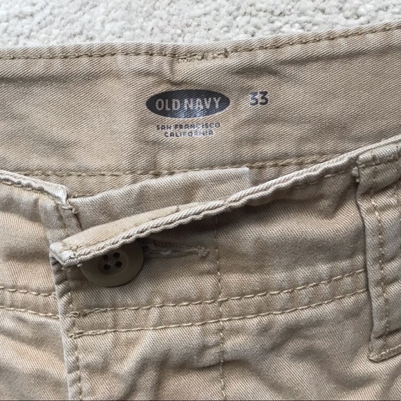 Old Navy Khaki Shorts - Picture 3 of 4